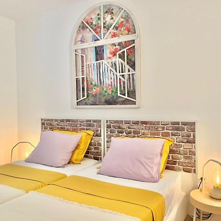 La Casa De Las Flores Коста-де-Антигуа Экстерьер фото